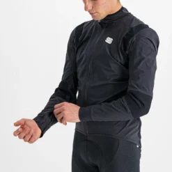 Sportful Aqua Pro Men's Waterproof Jacket - Black -Sportful Shop 112051821a 002 11 1400Wx1400H