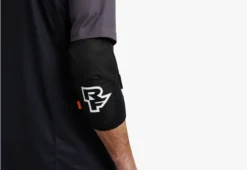 Race Face Ambush Elbow Guard - Stealth -Sportful Shop 2 1344