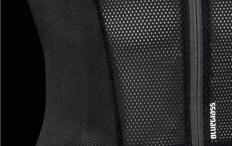 Bluegrass Armour Lite Body Armour - Black 5 Bluegrass Armour Lite Body Armour - Black - Image 3