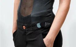 Bluegrass Seamless B And S D30 Body Armour - Black -Sportful Shop 29299BLK10