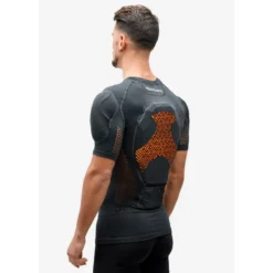 Bluegrass Seamless B And S D30 Body Armour - Black -Sportful Shop 29299BLK3