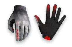 Bluegrass Blusgrass Vapor Lite Long Finger Gloves - Red 14 Bluegrass Blusgrass Vapor Lite Long Finger Gloves - Red -Sportful Shop 29311GRY 1