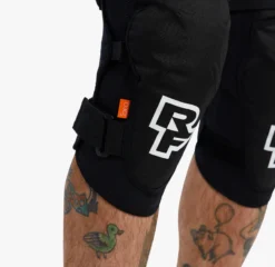 Race Face Ambush Knee Guard - Stealth