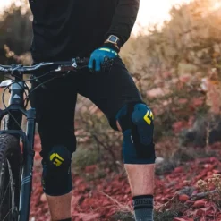 G-Form Sorata 2 Trail Gloves - Blue/Green -Sportful Shop 3 158