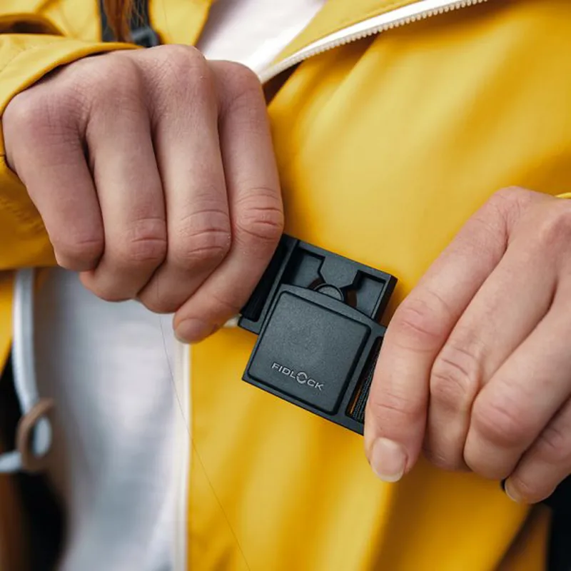 Fidlock Sling Bag Phone Holder - Clear - 224x100mm 6 Fidlock Sling Bag Phone Holder - Clear - 224x100mm - Image 4