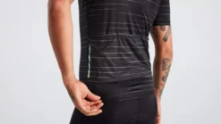 Specialized RBX Comp Mirage Men's Short Sleeve Jersey - Black 12 Specialized RBX Comp Mirage Men's Short Sleeve Jersey - Black -Sportful Shop 64022 420 APP RBX COMP MIRAGE JERSEY SS MEN BLK M DETAIL2