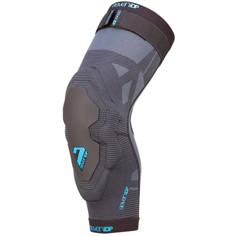 7idp Project Knee Pads - Black 3 7idp Project Knee Pads - Black