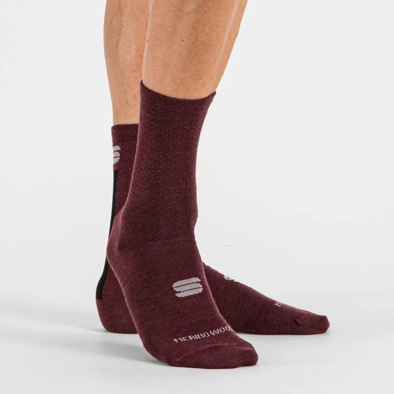 Sportful Merino Wool 18 Men's Socks - Raspberry/Black 8 Sportful Merino Wool 18 Men's Socks - Raspberry/Black - Image 6