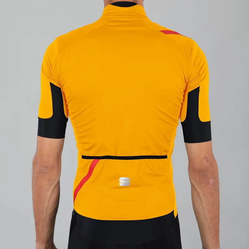 Sportful Fiandre Light NoRain Short Sleeve Jacket - Yellow 4 Sportful Fiandre Light NoRain Short Sleeve Jacket - Yellow - Image 2
