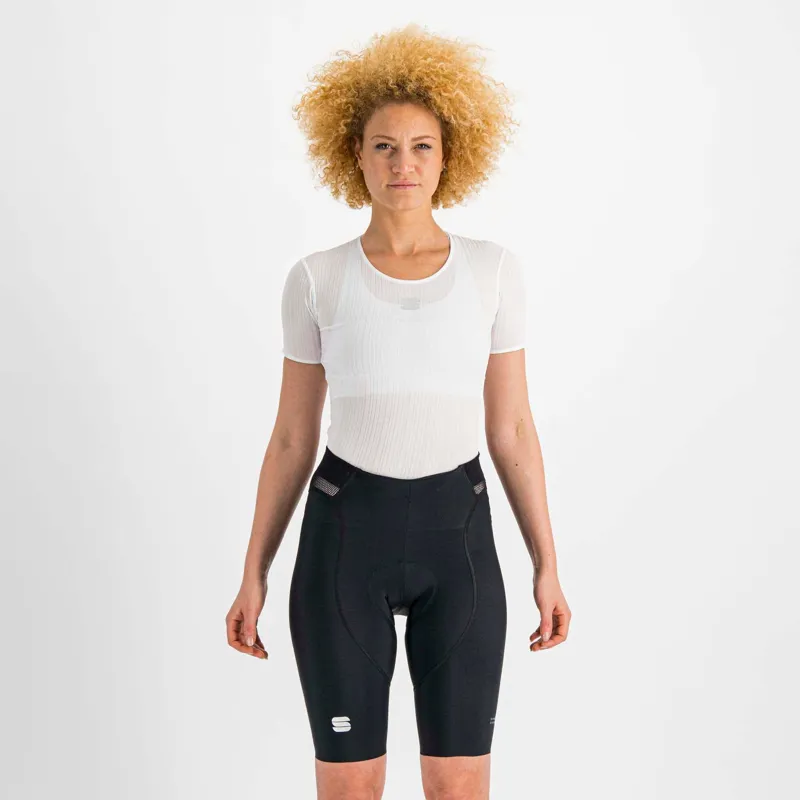 Sportful Classic Women's Shorts - Black 3 Sportful Classic Women's Shorts - Black
