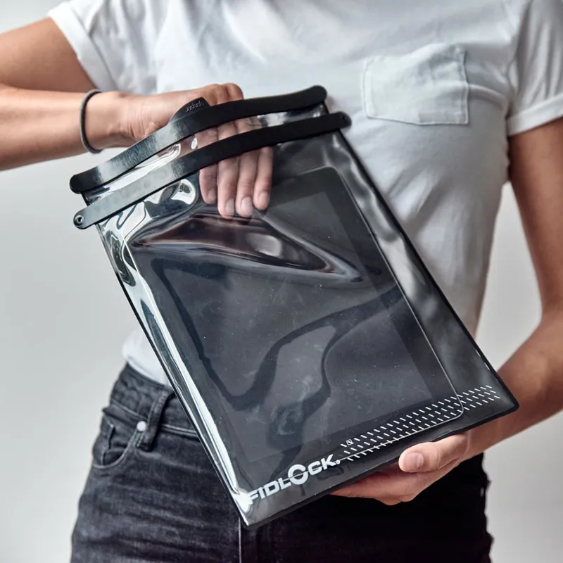 Fidlock FOLD Dry Bag 260 - Black 3 Fidlock FOLD Dry Bag 260 - Black