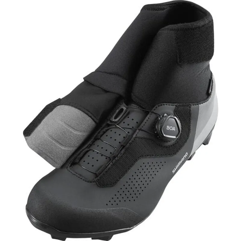 Shimano MW702 Gore-Tex Winter MTB Shoes - Black 4 Shimano MW702 Gore-Tex Winter MTB Shoes - Black - Image 2