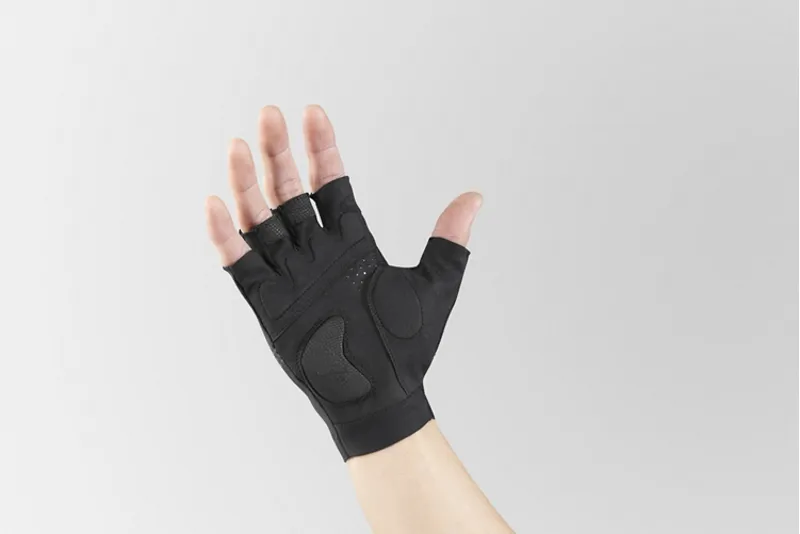 Shimano Evolve Short Finger Gloves - Black 6 Shimano Evolve Short Finger Gloves - Black - Image 4