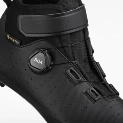 Fizik Tempo Artica R5 GTX Winter Road Boots - Black -Sportful Shop fizik tempo artica gtx goretex black 6 winter clipless road cycling shoes 1