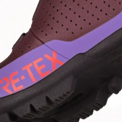 Fizik Terra Artica X5 GTX Winter MTB Boots - Purple -Sportful Shop fizik terra artica gore tex purple grape 7 gravel purple grape clipless shoes 24