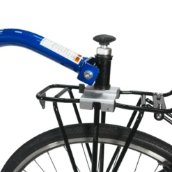 Burley Kazoo Single SpeedTag A Long - Blue - Single Speed -Sportful Shop kazoo hitch close up