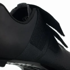 Fizik R5 Tempo Powerstrap Road Shoes - Black/Black 14 Fizik R5 Tempo Powerstrap Road Shoes - Black/Black -Sportful Shop tempo r5 powerstrap black black detail1 1 8